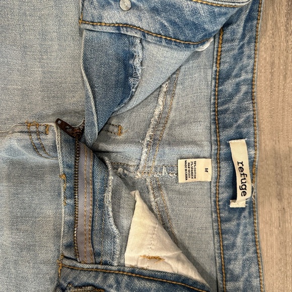 Women's Distressed Denim Skirt - Picture 2 of 3